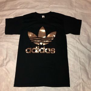 Adidas T-shirt